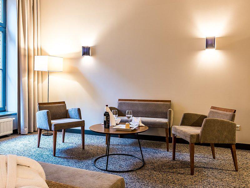 582944B4FB450A17BC26E1271FB3DBBF