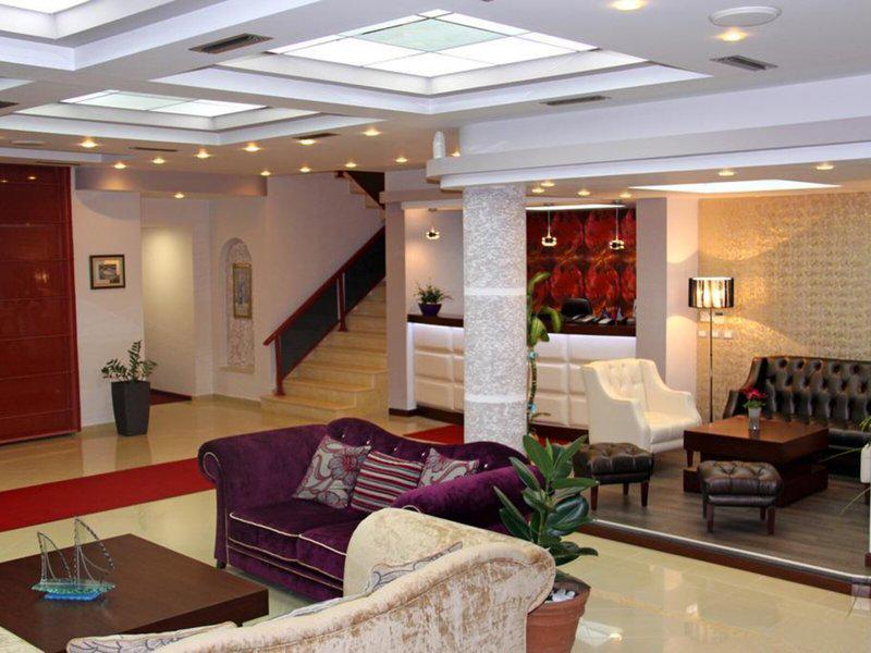 180EBB9D635F4114A12FB37F8182EF3C