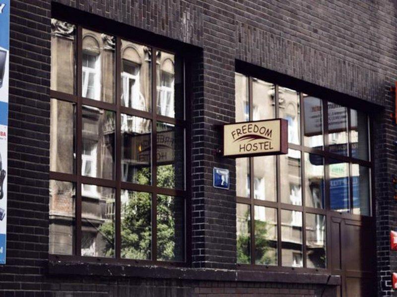 FA71B7C5D07CE9A4745EC149EB4CE963