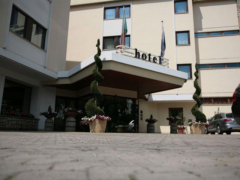 799E82E71B744E8348C88467E6100528