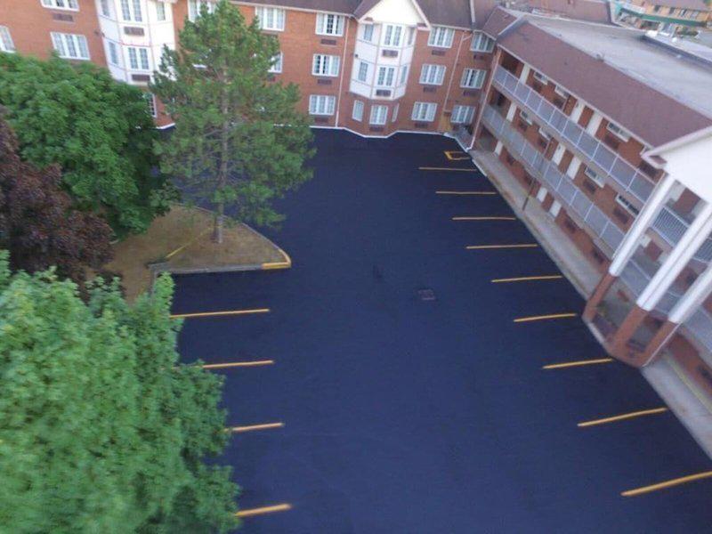 AAE74802C74DC4047B85802C136B36B4