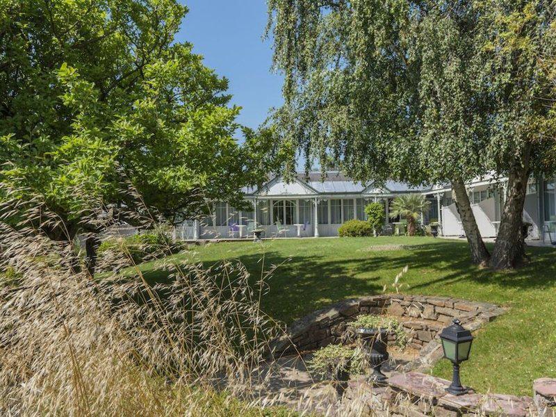 E9BE42F45EEFA17FC0FE9A91175A2C6E