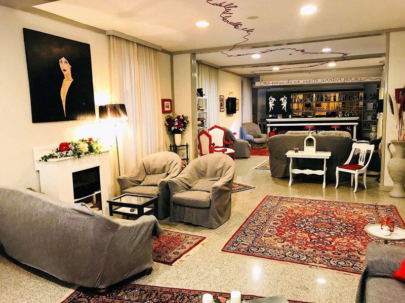 34A1C8837FBCB806F775125D177E10B5