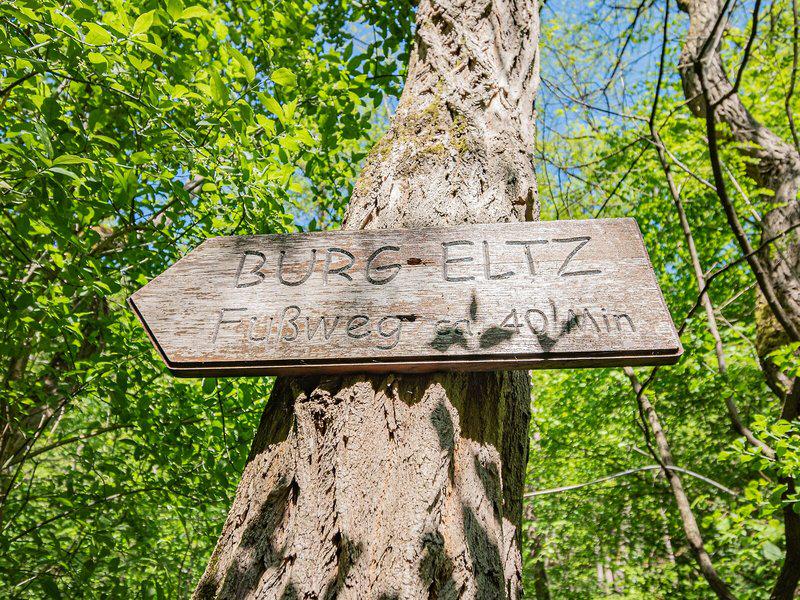 B2D1AF16BA7340D9176A78A9CD881B27