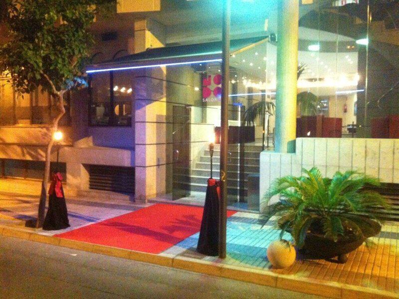 917BBF2CC9401B64BD608FC77634DFE6