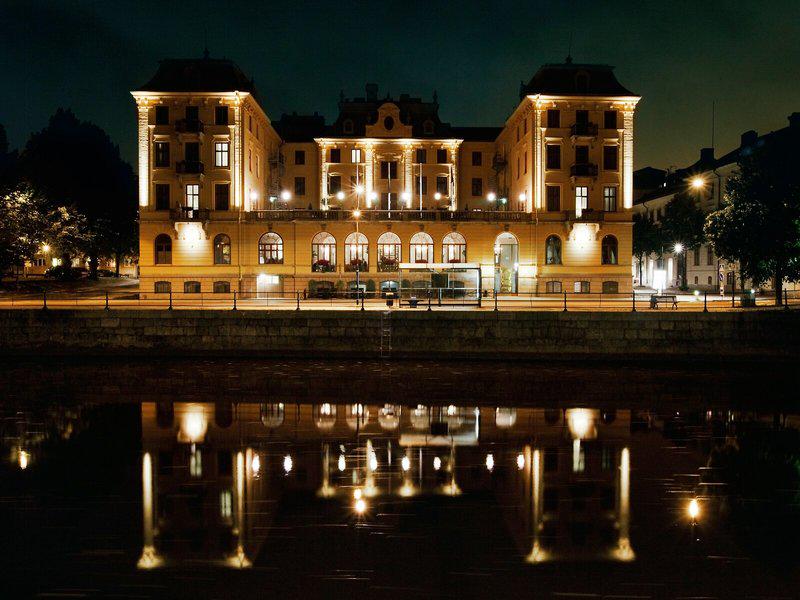 76E5C50FE5D92B14435366B6E2818939