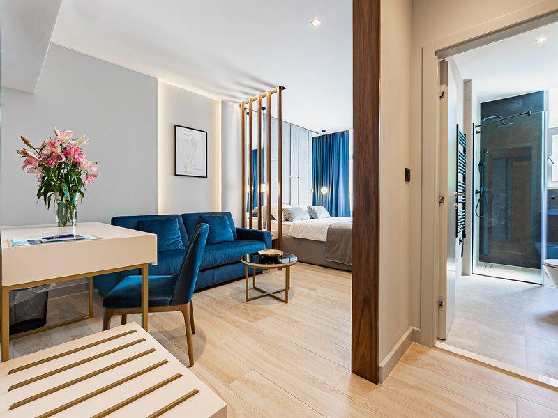 EAFC7FD9D7595BA0F48690DA225EE33E