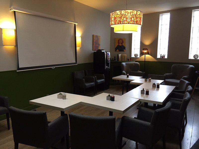 B34E4D05E097EB9DF3CD3A0CA42837DC