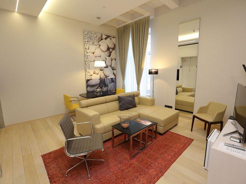 AB2FCB1C2902954C1663C1756065A655