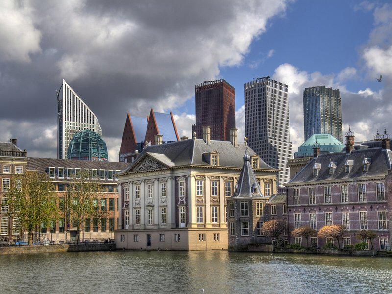 07420A1CDD3BF42E642CD9E494D0104F