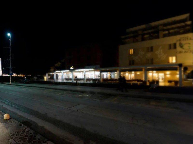 296493C2E97A156C63F3CD076473FAD8