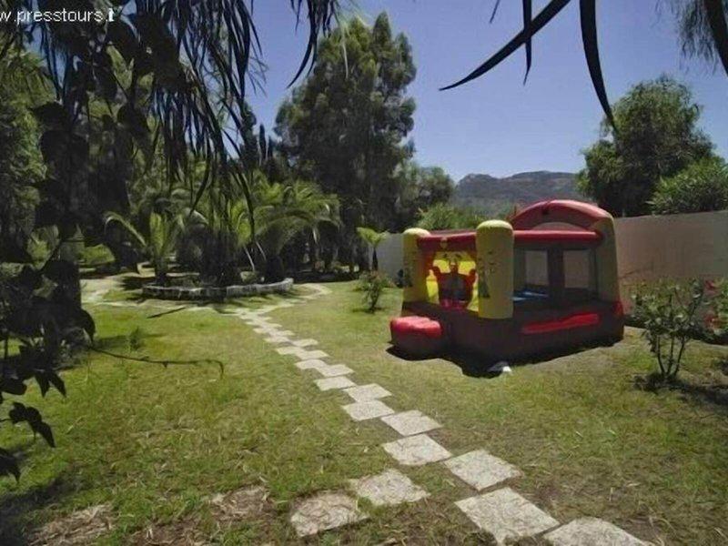 1A9BF21ED0E4E1D2555C4A32AAB46A7D