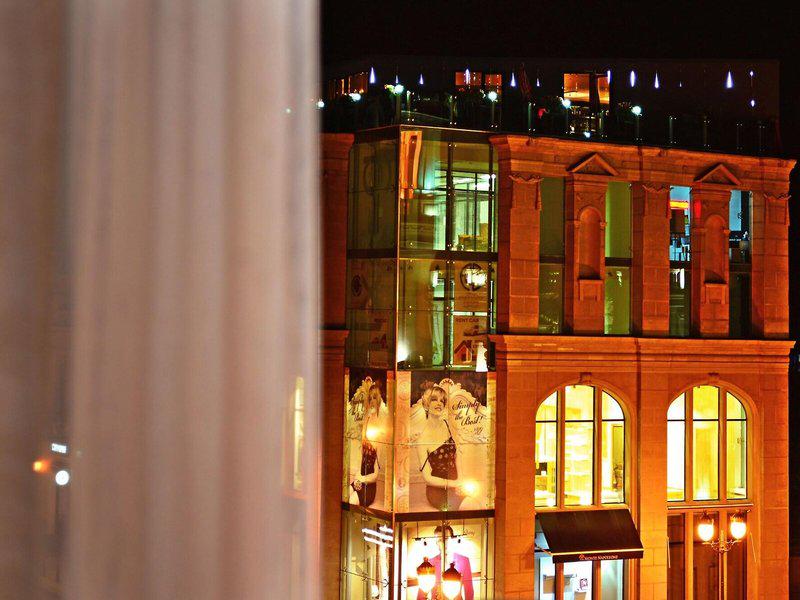 B38C69D7148176708436F4D57FF593CC