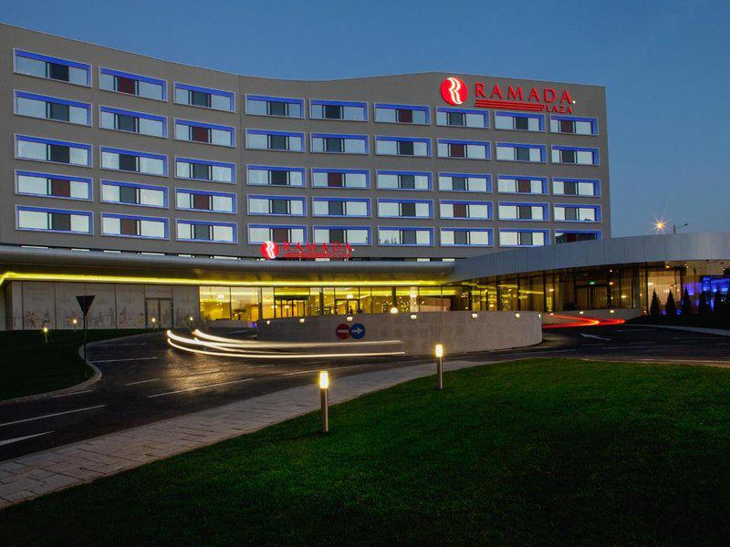 E94D4C36473E5379A9415EBF026E7641