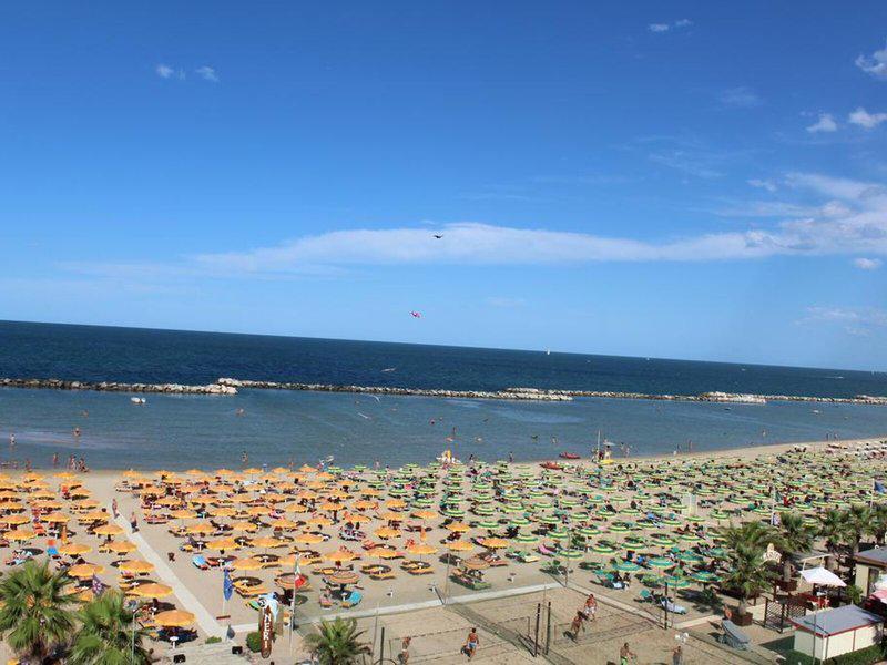 B394EA1B85E16DC798961B649E1DF9CC