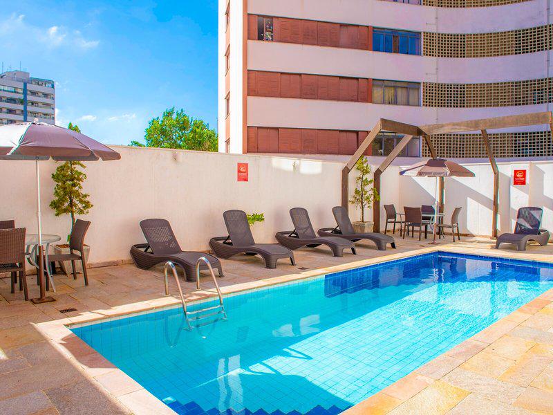 8892BD2C8B90CBF042F7FC6DFA30F24D