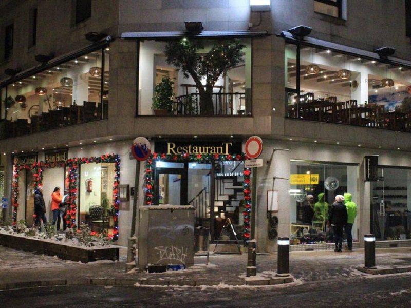 FC8705C7470F8897691005AA30081546