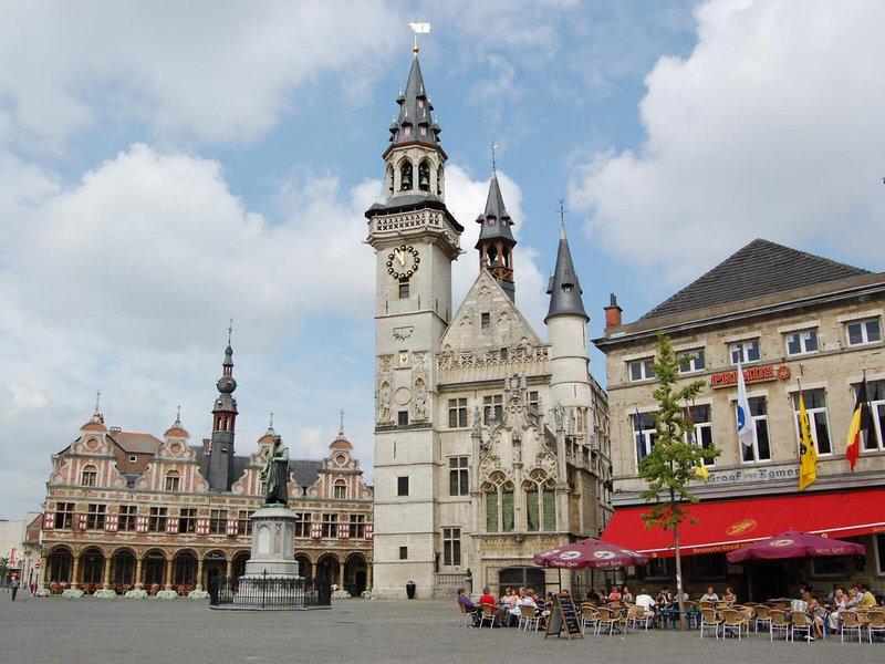 915EDE3CFDDDF7C460285E701E22D583