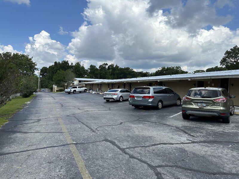 669F3B15F2B4A895F868C586855C8581