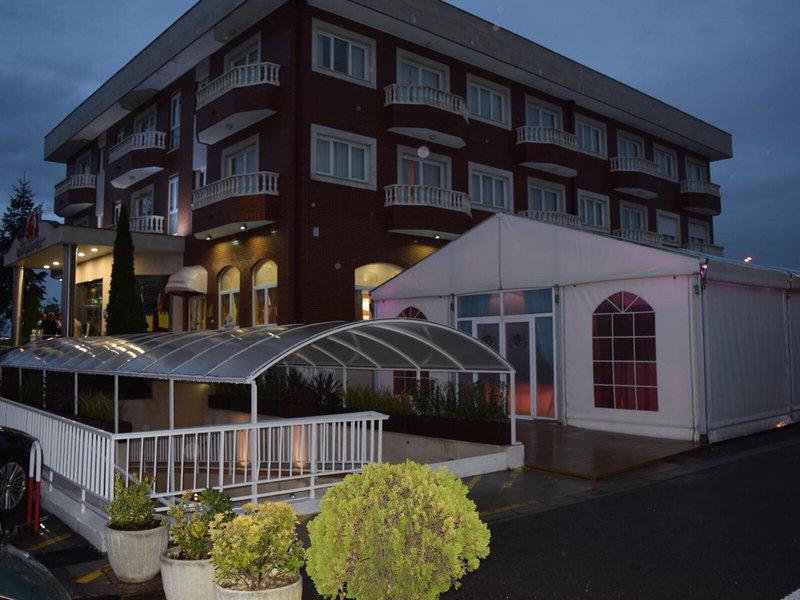 47C76C4A82C1E88D344D72CF713BFA81