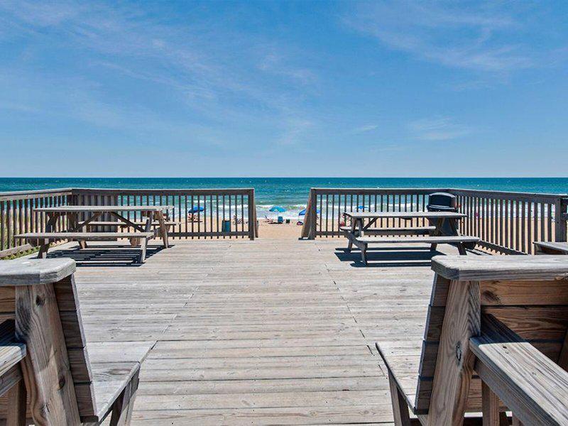 1CF5D5F6A9B1D7376FBD42502A1EAC82