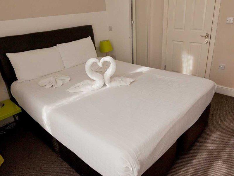 7A84876F6CEE7A2BDB62A714663C92C1