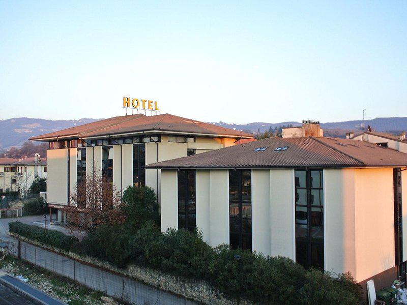 C1FA1B5E95FCA18ECC8E241BB9E2C0C2