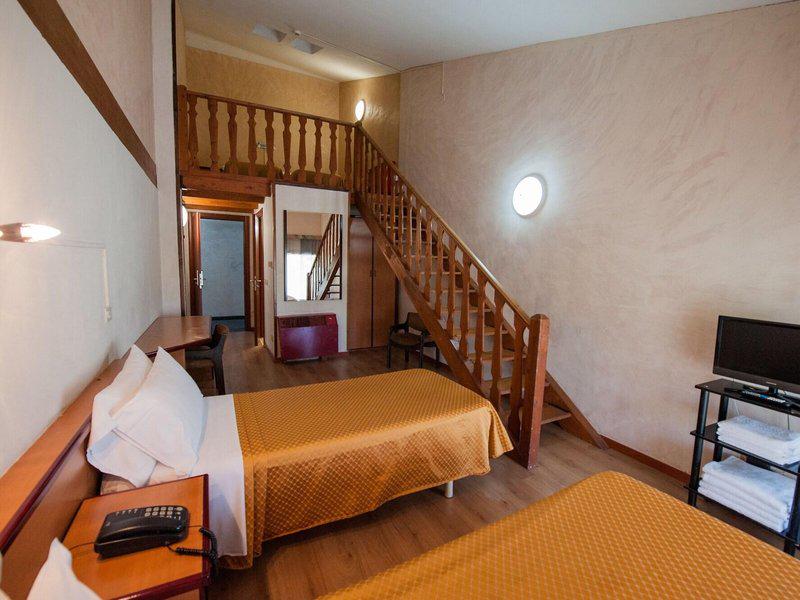 5BD32F4E1CC9A3B938123CB979EB8A44