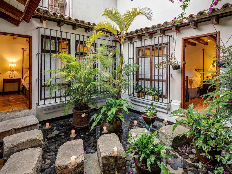 1EA45704B3893E882D71BC3D6423E667