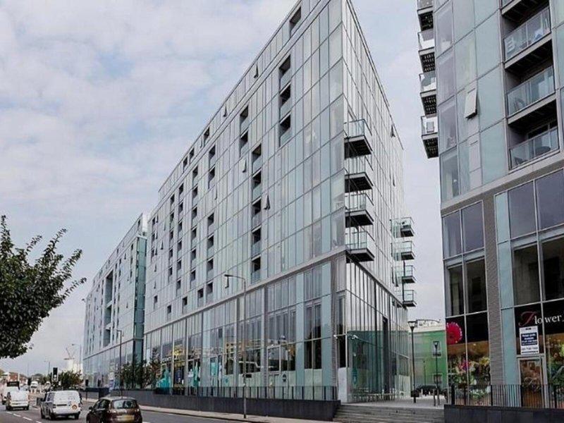 81241C4C25A3A774A081E85062373C8B