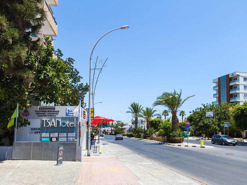 D2370C04DAFBB3E653AF58F5502C2AE4