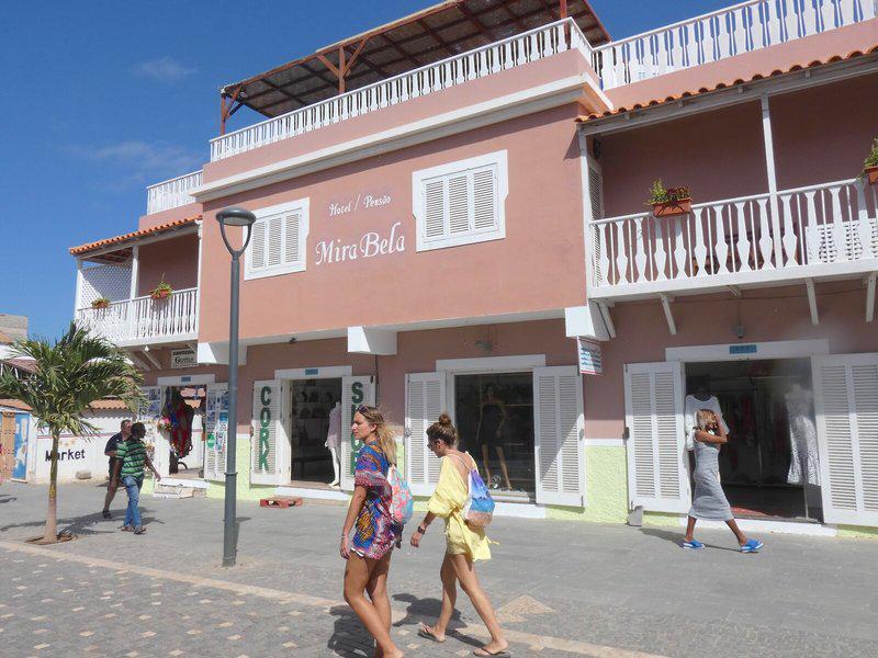 660CA6FB0F94D546D05A82F78E5DAF28