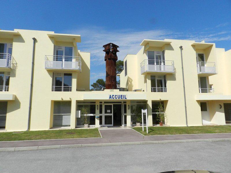 B6A61FAFA1B6DAAD1CFB19434A2873E9