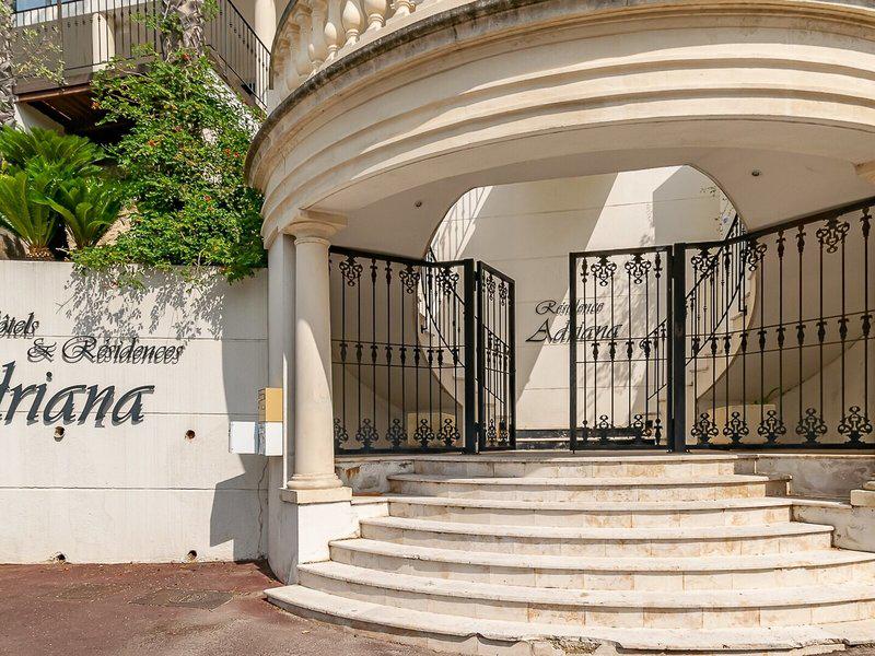 B9A0CE3D1B2073A6E00C936F295E9E29