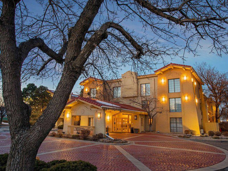 8CE805382084231A55B5483FE52E9E6B