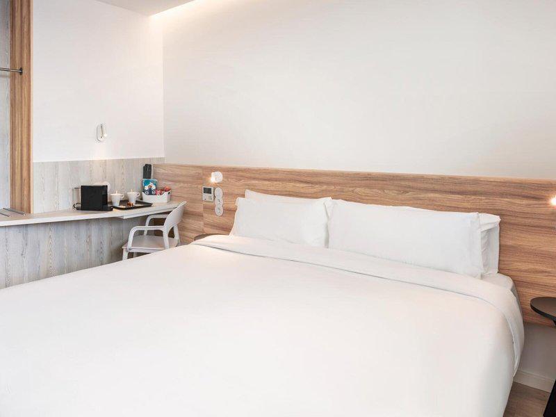 26CBE2F6D125B6849CB5479F186EF053