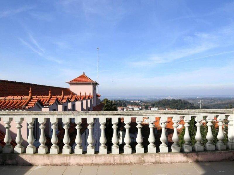 76EA2C9F271BF4D10588D5305A6653E0