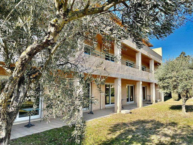 A0615CA22BC1D458896ED9AF1E63DAAE