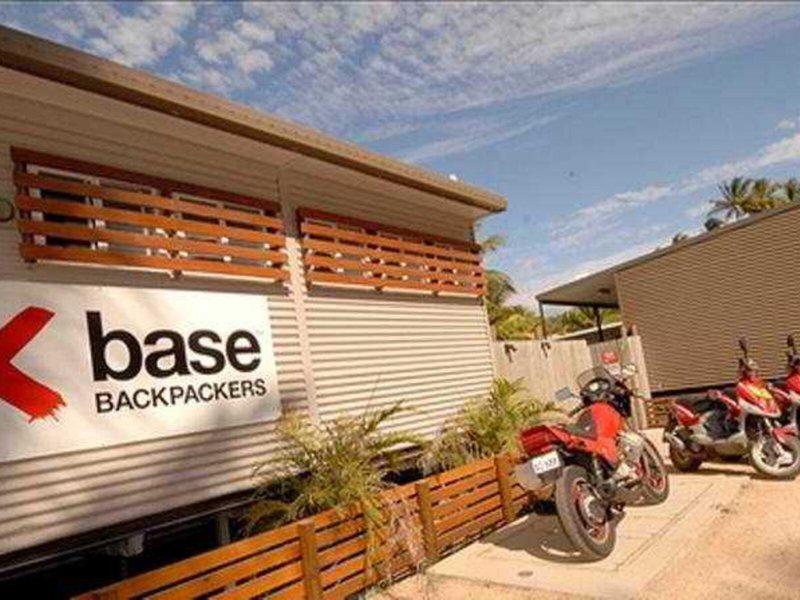 0C4966BB90641BAC1A418F5D10BF97F7