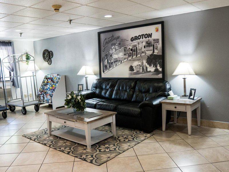 910AE8E08F3EEF2A302066F1EE357BC3