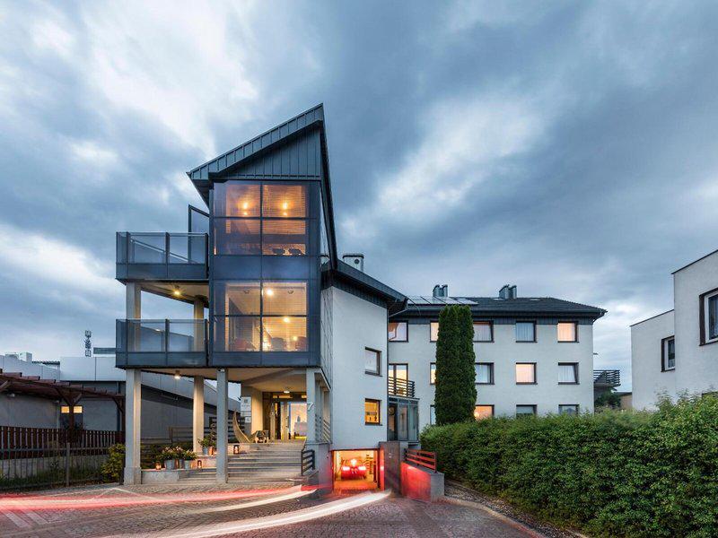 81423B2B52CC0D1EC12BE9AF6C4E2184