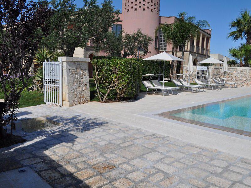 6B692EF1D22BBA0F7497CAA4C4E6728B