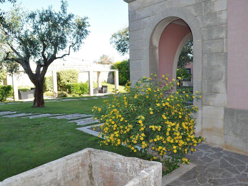 AE80EAE8915BD74CE17A754CA3D33549