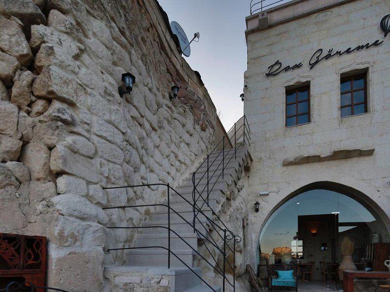 C4DFDAE8FAF1A9D9836C664031DBBB5A