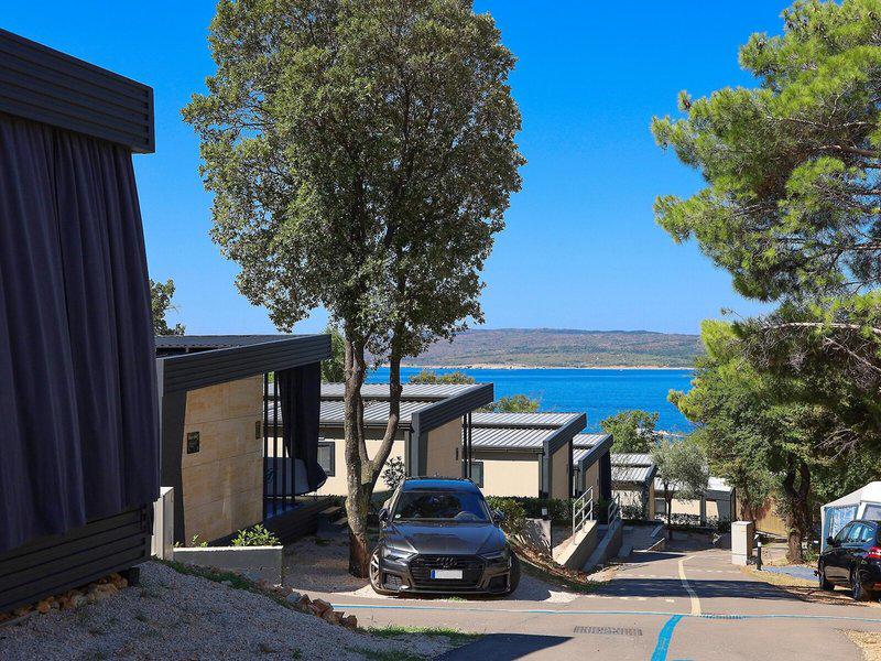 B230E625682961EFAFDDCAE681EB95DD