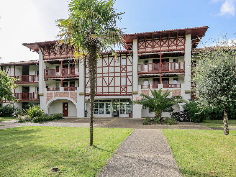 9BB8EA0A2819CE15300A865DA8C7EF2E