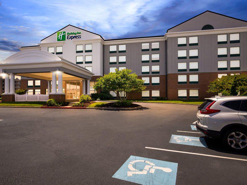 E3E6317683D37FABEC42B4F2140D7D5A