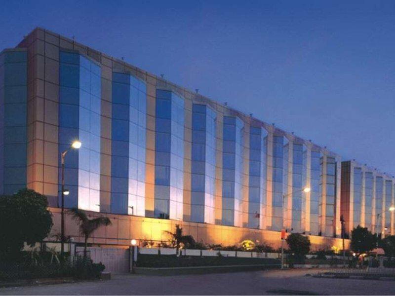 0A3936DC680444F9B560D556D67E9C9C