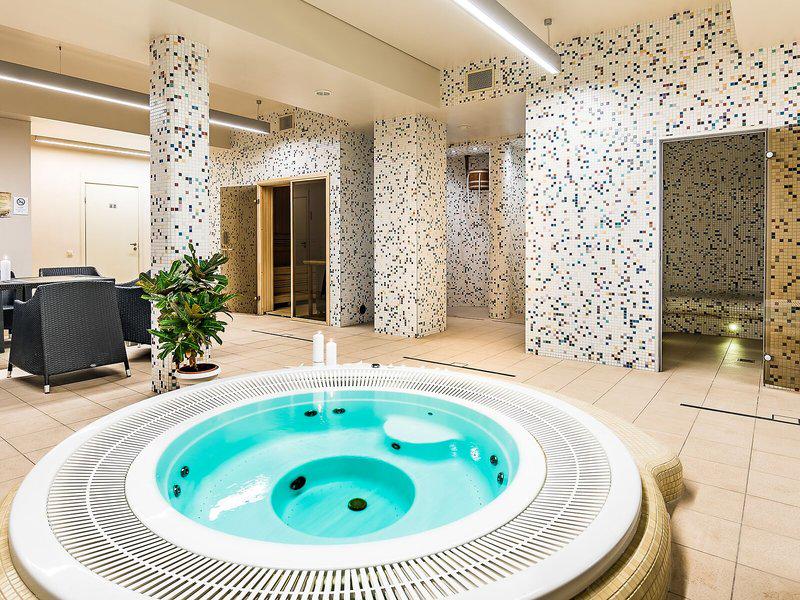 8413184CEA01429A4865B6984AE4A2F2