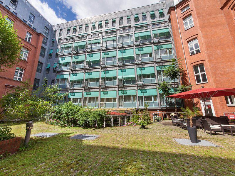 B6326DA7085AE8A198D0112B6E5AE47B